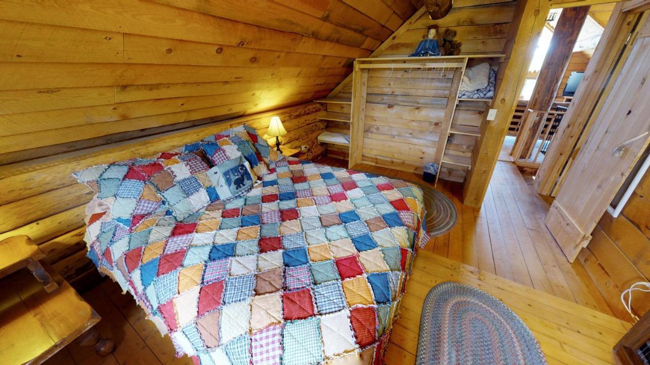 Canyon View Family Cabin, Deck, Tv Room, Games, Bbq, Campfire Monticello Esterno foto