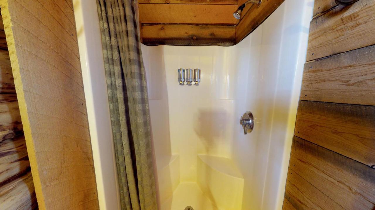 Canyon View Family Cabin, Deck, Tv Room, Games, Bbq, Campfire Monticello Esterno foto